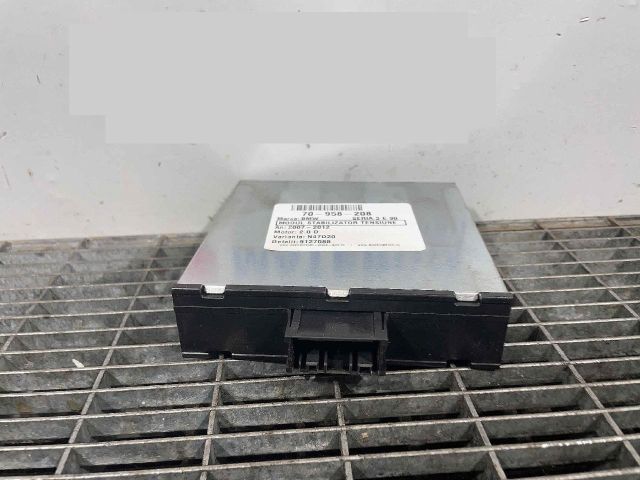 bontott BMW 3 E90 Feszültségszabályzó