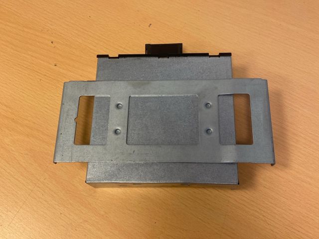 bontott BMW 3 E90 Feszültségszabályzó