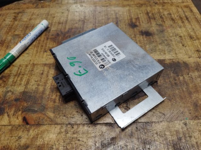 bontott BMW 3 E90 Feszültségszabályzó