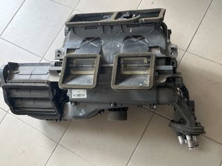 bontott BMW 3 E90 Fűtés Box