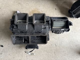 bontott BMW 3 E90 Fűtés Box