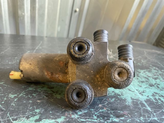 bontott BMW 3 E90 Fűtéscsap