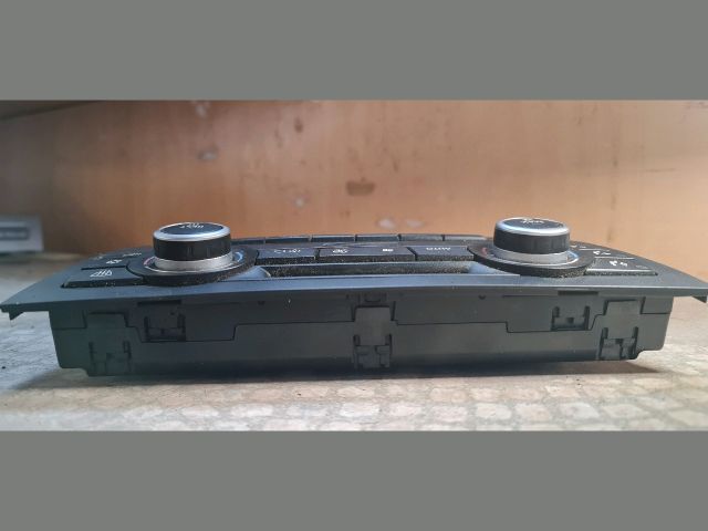 bontott BMW 3 E90 Fűtéskapcsoló (digit klímás)