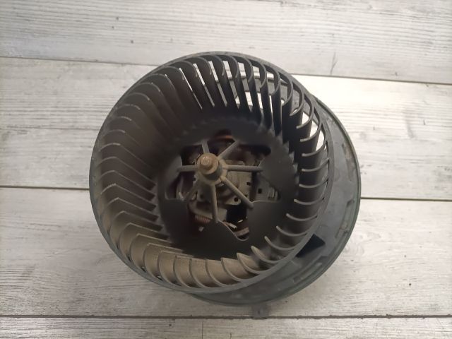 bontott BMW 3 E90 Fűtőmotor (Klímás)