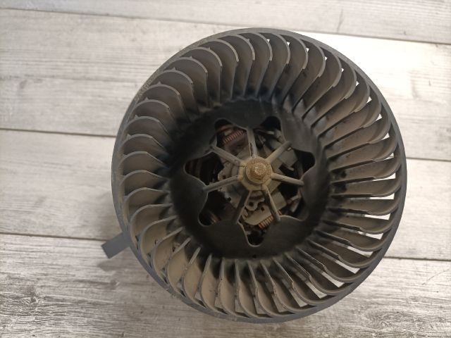 bontott BMW 3 E90 Fűtőmotor (Klímás)