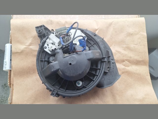 bontott BMW 3 E90 Fűtőmotor (Klímás)