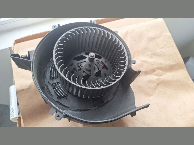 bontott BMW 3 E90 Fűtőmotor (Klímás)