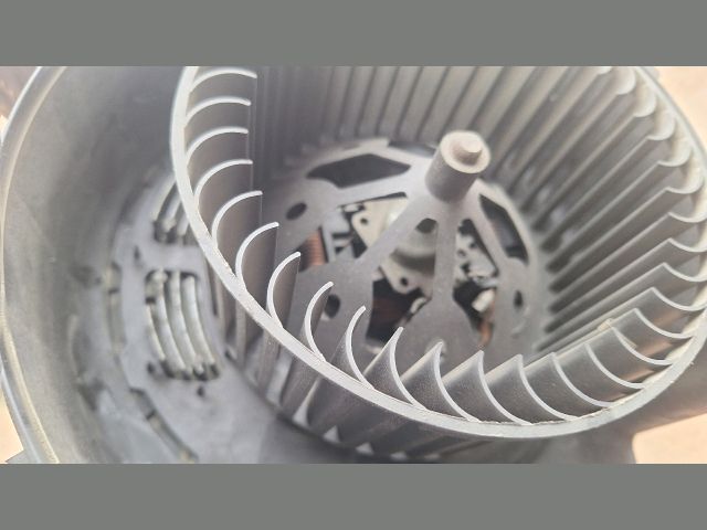 bontott BMW 3 E90 Fűtőmotor (Klímás)