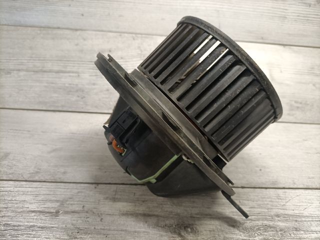 bontott BMW 3 E90 Fűtőmotor (Klímás)