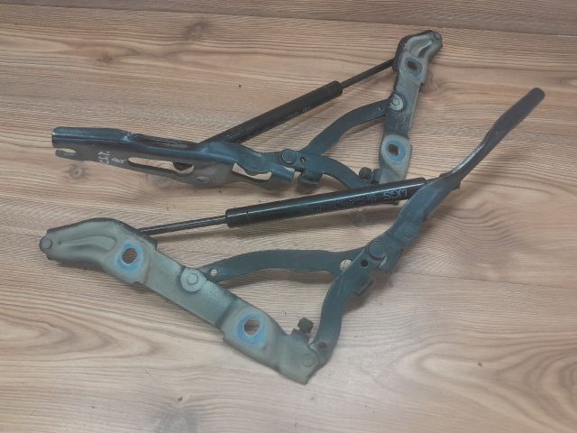 bontott BMW 3 E90 Gázrugós Kitámasztó Teleszkóp Pár Csomagtérajtó