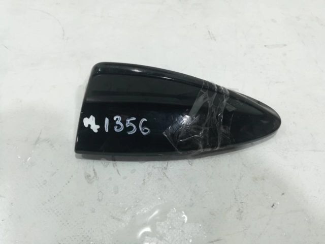 bontott BMW 3 E90 GPS Antenna