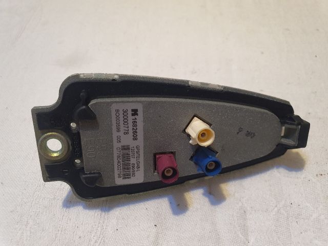 bontott BMW 3 E90 GPS Antenna