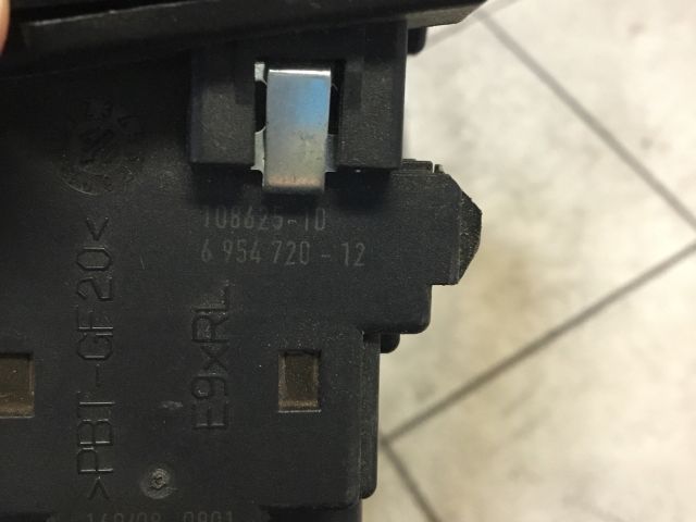 bontott BMW 3 E90 Gyújtáskapcsoló