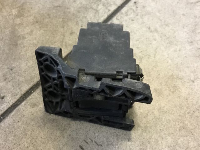 bontott BMW 3 E90 Gyújtáskapcsoló