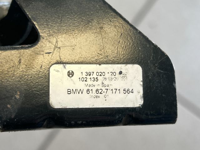 bontott BMW 3 E90 Hátsó Ablaktörlő Motor