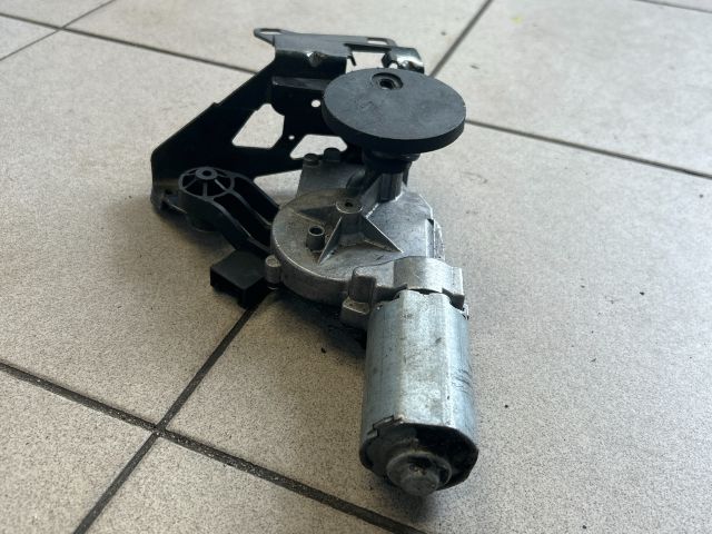 bontott BMW 3 E90 Hátsó Ablaktörlő Motor