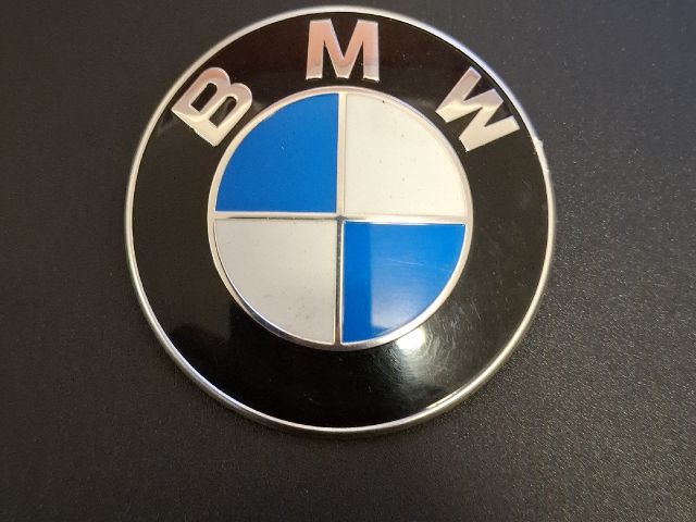 bontott BMW 3 E90 Hátsó Embléma