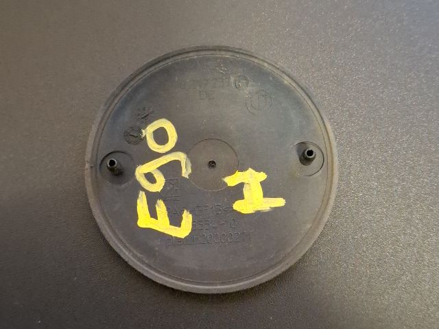 bontott BMW 3 E90 Hátsó Embléma