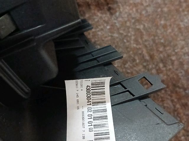 bontott BMW 3 E90 Hátsó Hangszóró Burkolat