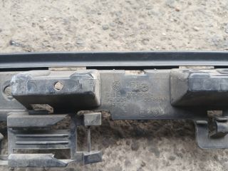 bontott BMW 3 E90 Hátsó középső Lökhárító Tartó (Műanyag)