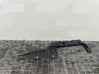 bontott BMW 3 E90 Hátsó középső Lökhárító Tartó (Műanyag)