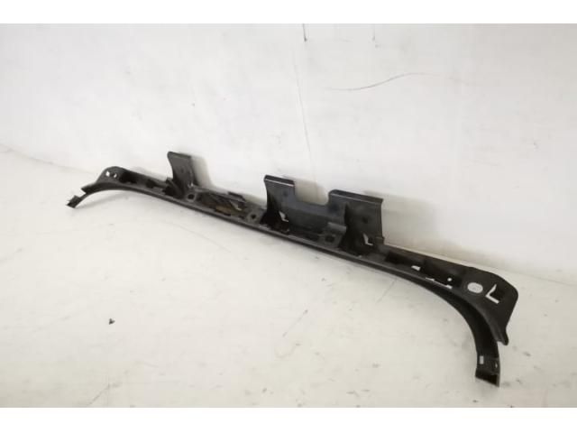 bontott BMW 3 E90 Hátsó középső Lökhárító Tartó (Műanyag)