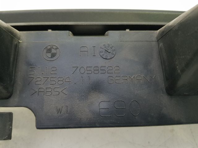 bontott BMW 3 E90 Hátsó középső Lökhárító