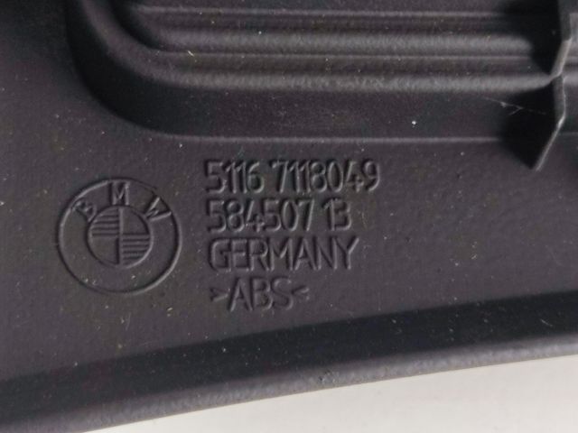 bontott BMW 3 E90 Hátsó középső Szellőző