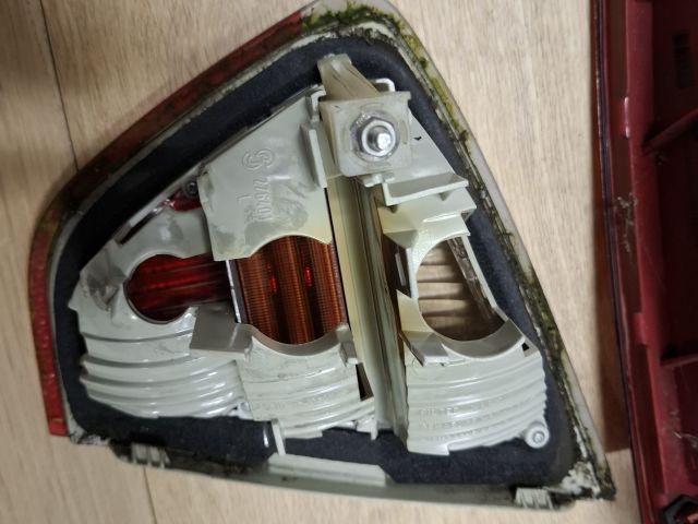 bontott BMW 3 E90 Hátsó Lámpa Szett