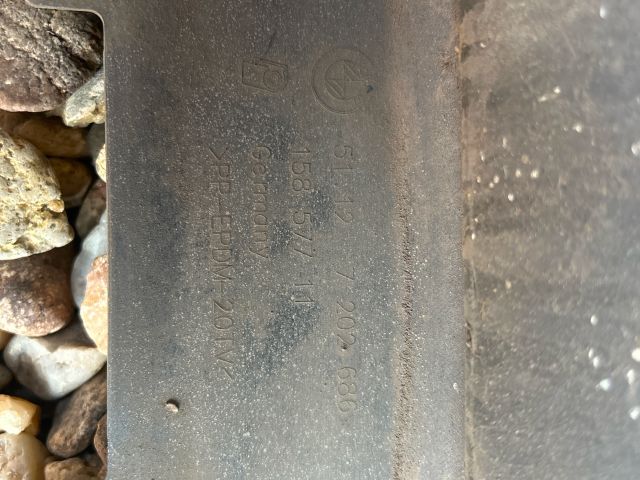 bontott BMW 3 E90 Hátsó Lökhárító (Részeivel)