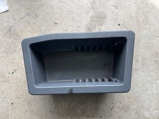 bontott BMW 3 E90 Hátsó Tároló Rekesz