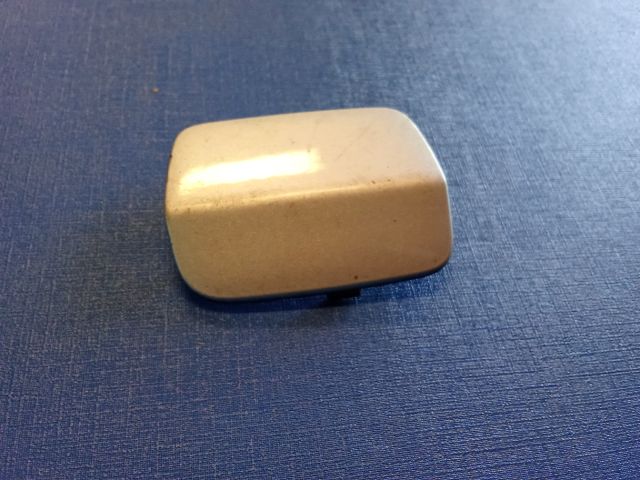 bontott BMW 3 E90 Hátsó Vonószem Burkolat