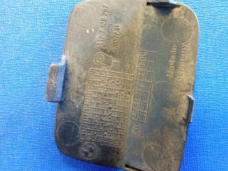 bontott BMW 3 E90 Hátsó Vonószem Burkolat