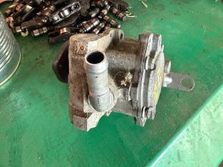 bontott BMW 3 E90 Hidraulika Szivattyú