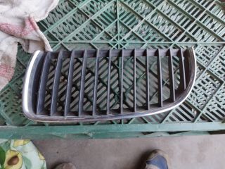 bontott BMW 3 E90 Hűtőrács