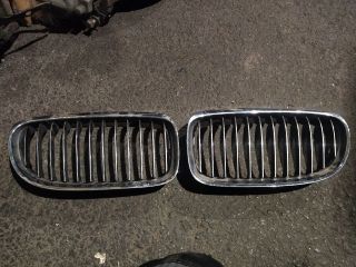 bontott BMW 3 E90 Hűtőrács