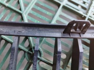 bontott BMW 3 E90 Hűtőrács