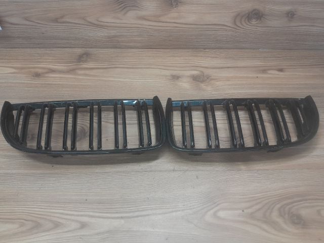 bontott BMW 3 E90 Hűtőrács