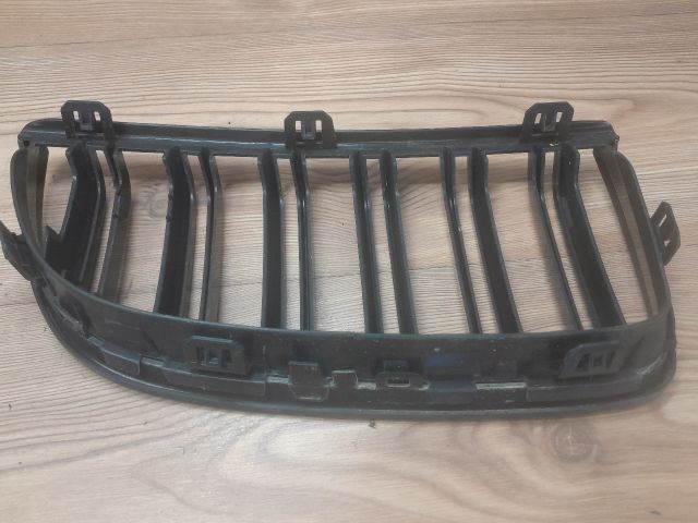 bontott BMW 3 E90 Hűtőrács