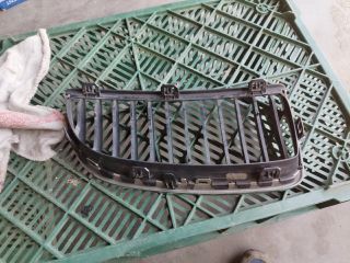 bontott BMW 3 E90 Hűtőrács