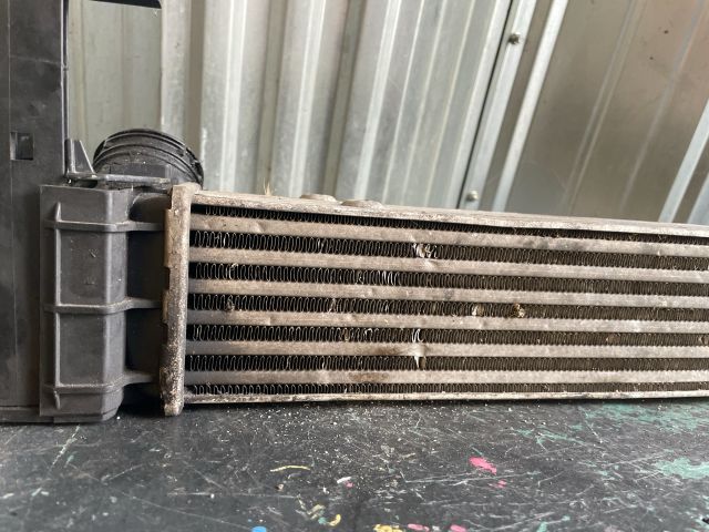 bontott BMW 3 E90 Intercooler