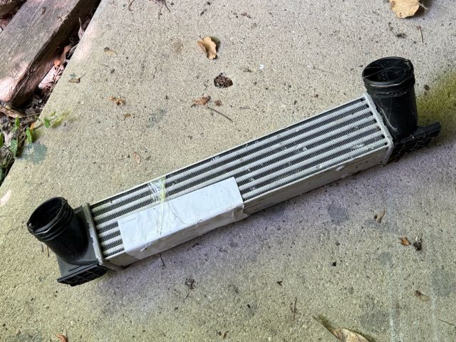 bontott BMW 3 E90 Intercooler