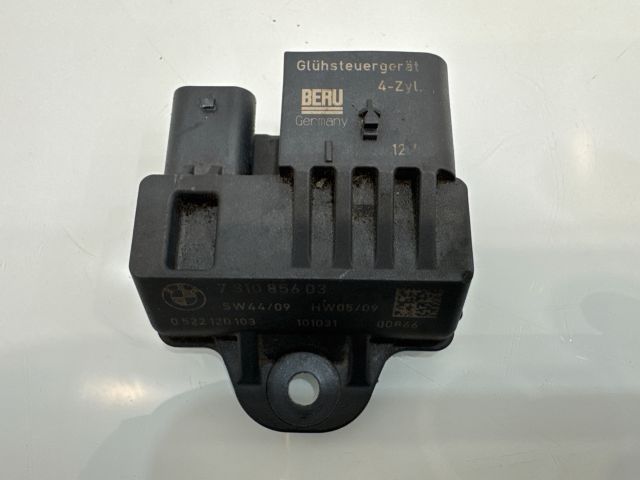 bontott BMW 3 E90 Izzító Relé