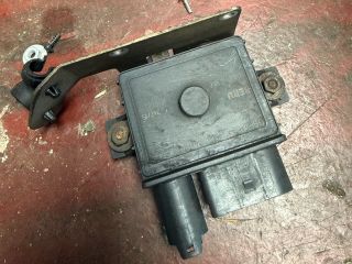 bontott BMW 3 E90 Izzító Relé