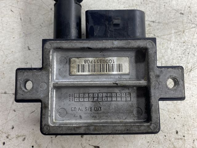 bontott BMW 3 E90 Izzító Relé