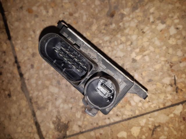 bontott BMW 3 E90 Izzító Relé