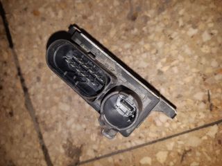 bontott BMW 3 E90 Izzító Relé