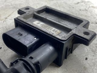 bontott BMW 3 E90 Izzító Relé