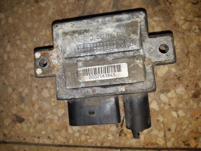 bontott BMW 3 E90 Izzító Relé