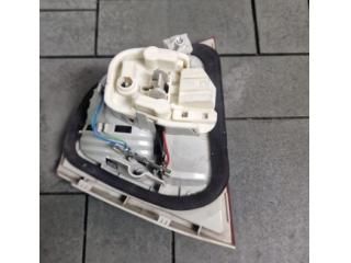 bontott BMW 3 E90 Jobb Belső Hátsó Lámpa